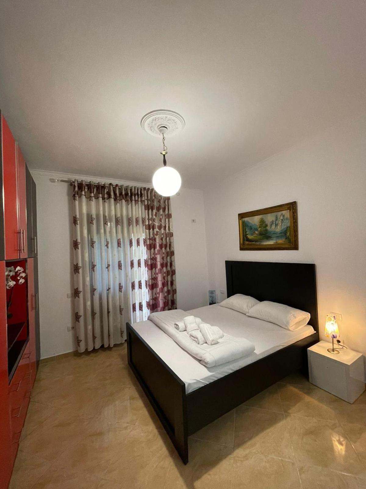 Anel'S Guesthouse Berat Dış mekan fotoğraf
