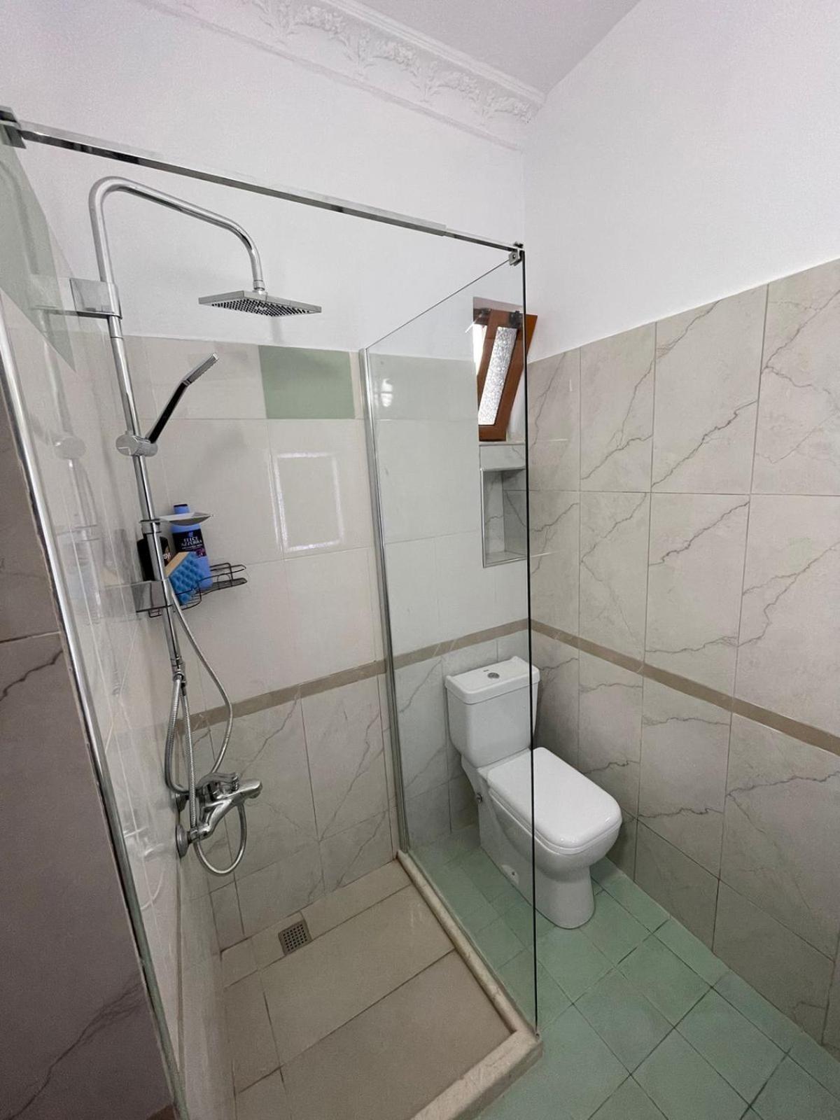 Anel'S Guesthouse Berat Dış mekan fotoğraf