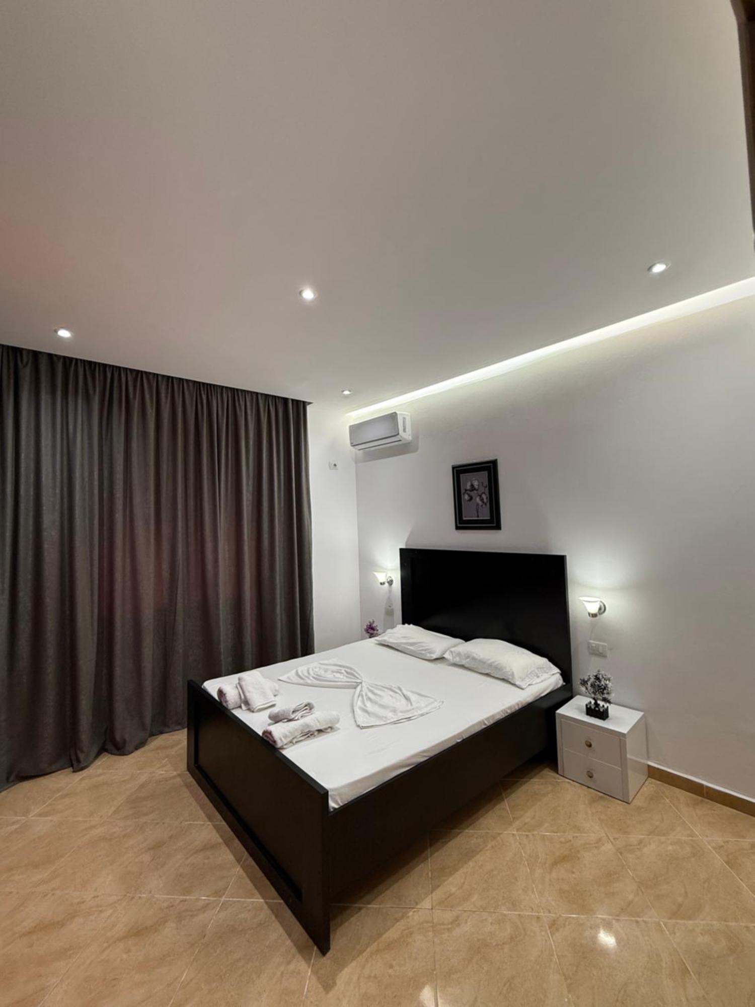Anel'S Guesthouse Berat Dış mekan fotoğraf