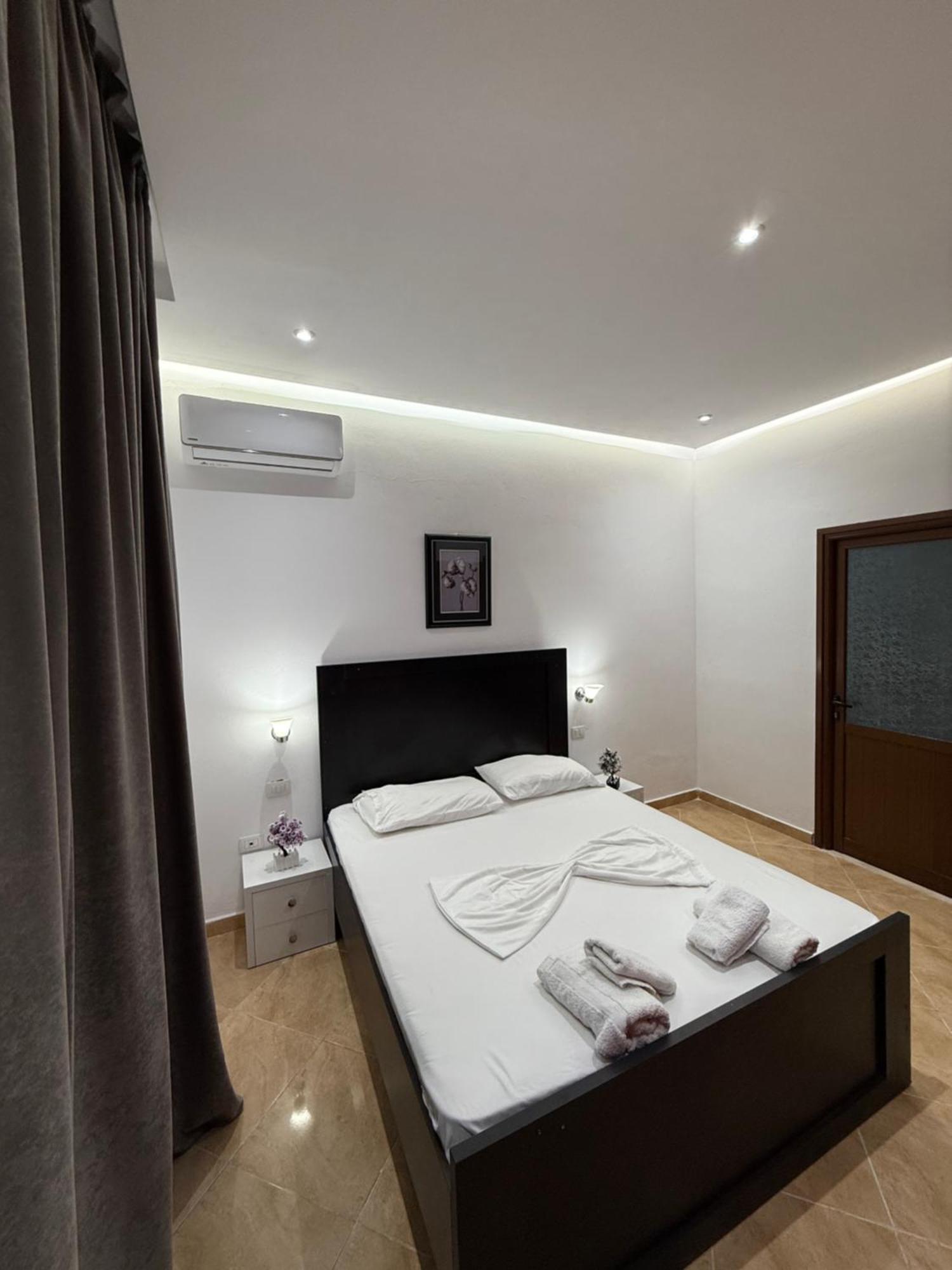 Anel'S Guesthouse Berat Dış mekan fotoğraf